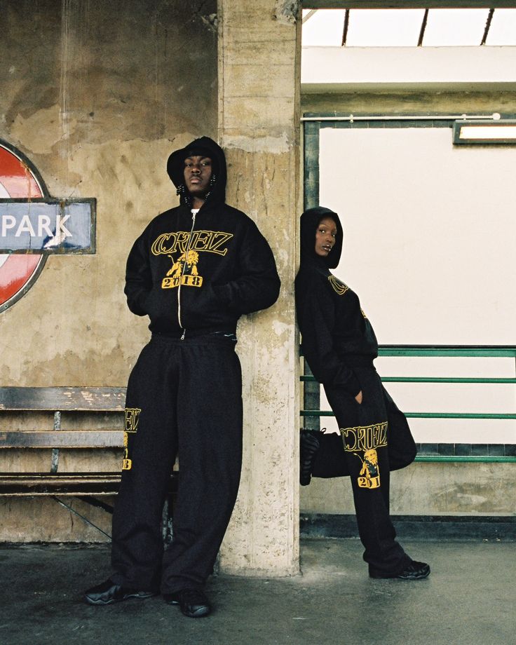 Corteiz 2018 Classic Tracksuit - Black - FAVELA