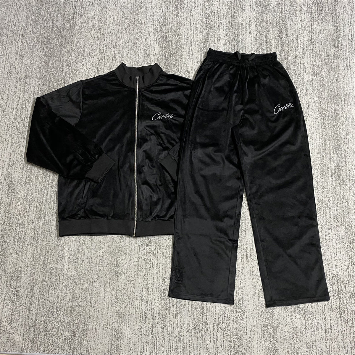 Corteiz Velour Tracksuit - FAVELA