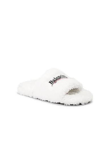 BALENClAGA SLIPPERS PINK