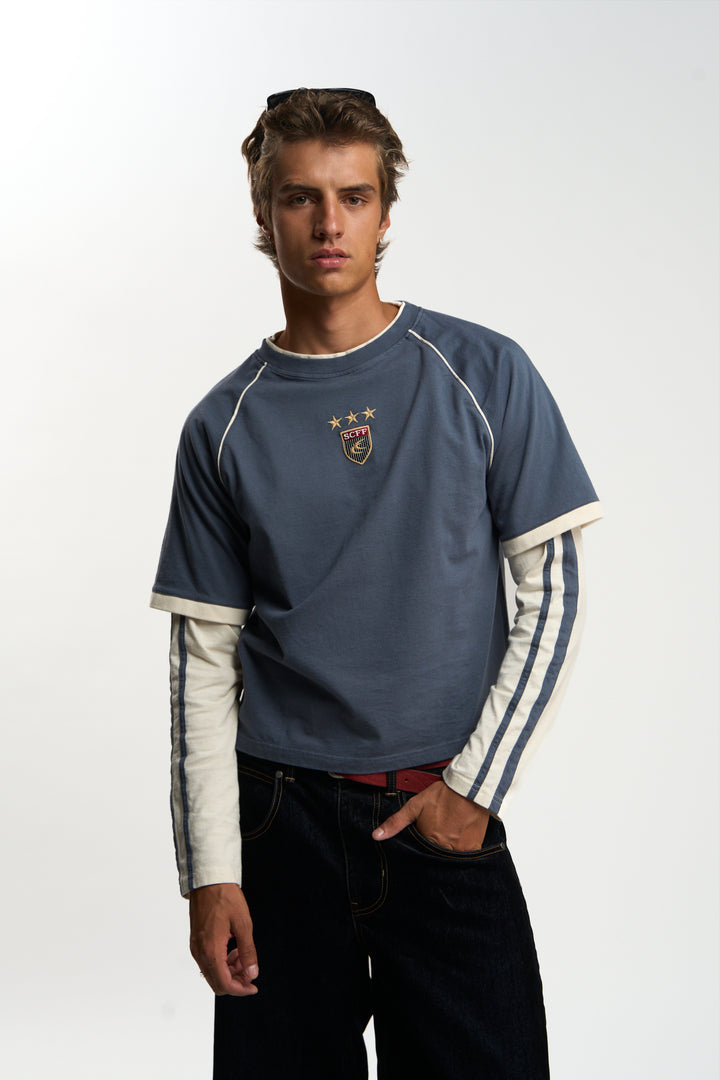 Scuffers Layered Longsleeve – Navy, worn